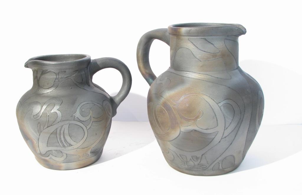 Глечики і молочники